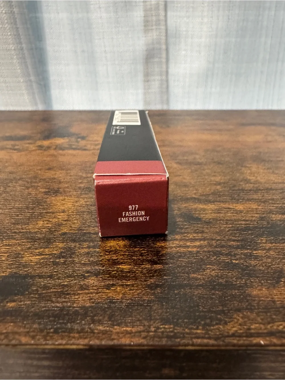MAC Powder Kiss Liquid Lipcolour Fashion Emergency 977 NIB